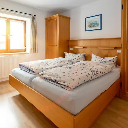 Guest house Kurbad Und Siass